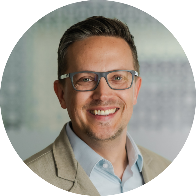 KI & Afterwork_Nicolas Portraits transparent square für Hubspot